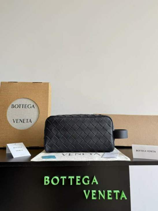 Picture of Bottega Veneta Handbags _SKUfw222663504fw